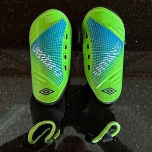 Youth sports shin guards size medium